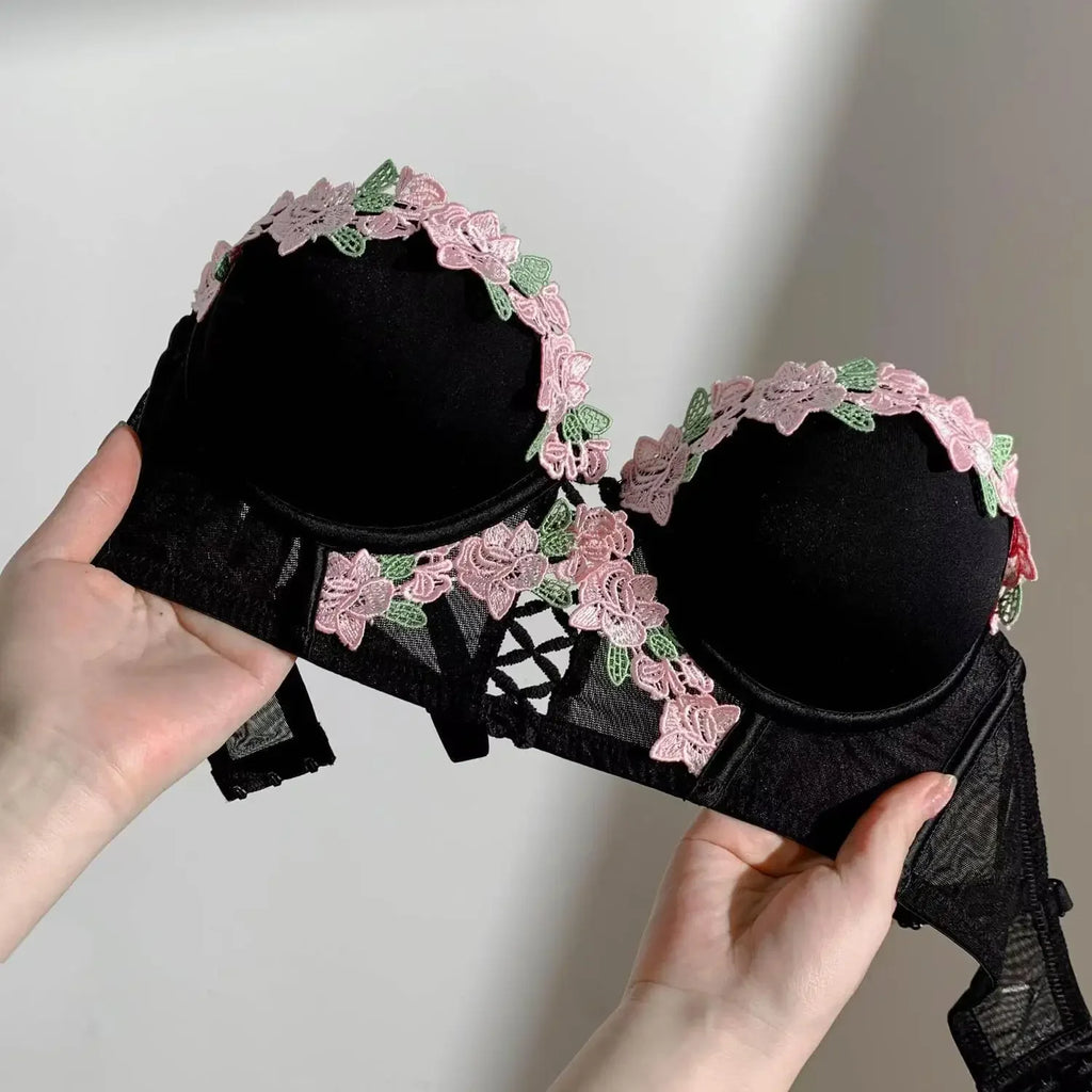 New French Retro Sexy Lace Sweet Floral Embroidery Bra Push-up Bra